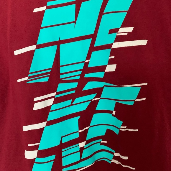 Nike Unisex Burgundy T-shirt - SM - Picture 4 of 6